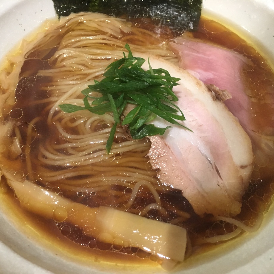 醤油らぁ麺（780円）
