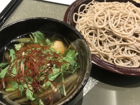 鶏つくねのつけ汁せいろ