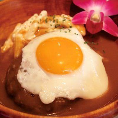 ハワイの「ロコモコ」（６９０円）