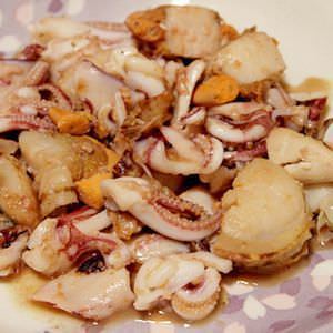 「ホタテとイカのホイル焼き」（７９０円）