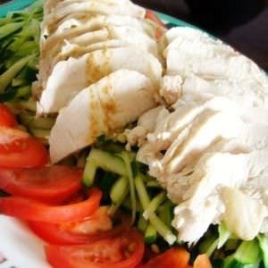 「棒棒鶏～バンバンチー」（５５０円）