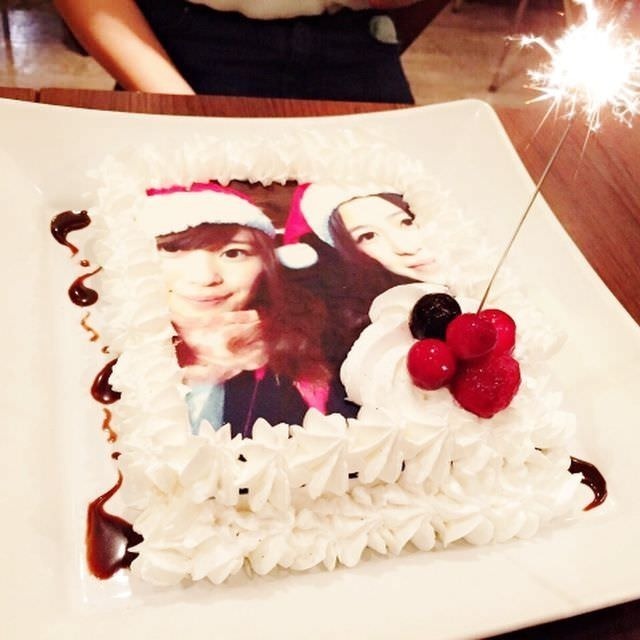 「【今話題の】食べれる写真ケーキ付き♪サプライズお祝いコース3時間飲み放題付3500円」　詳細は「RESERVE(予約)→プラン」をご覧下さい（1人3500円）