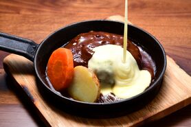 熱々チーズの極ハンバーグ