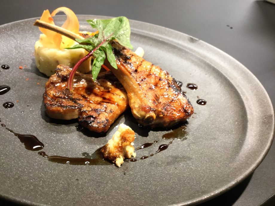 ラムチョップグリル　山わさび醤油ソース