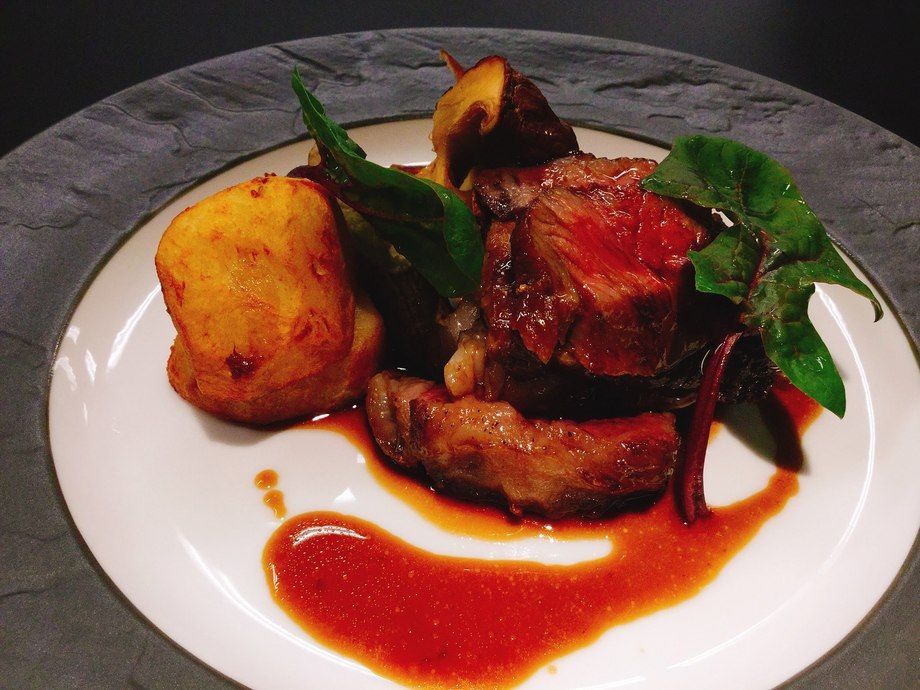 十勝和牛の霜降りカルビステーキ