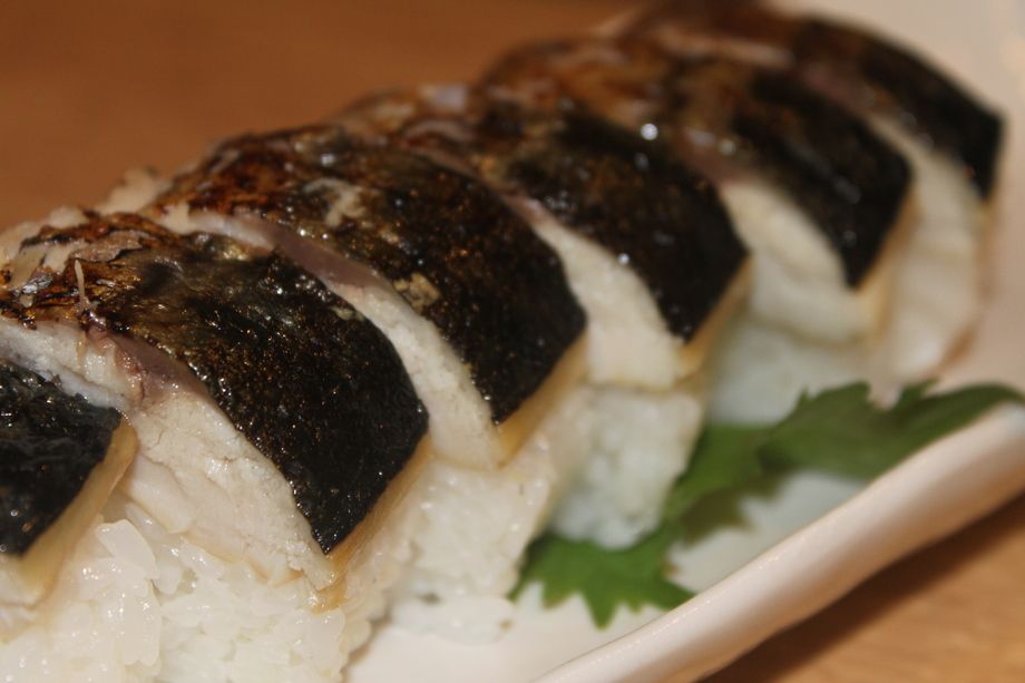 焼きサバ寿司（１２００）