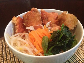 鶏むねのビビン丼