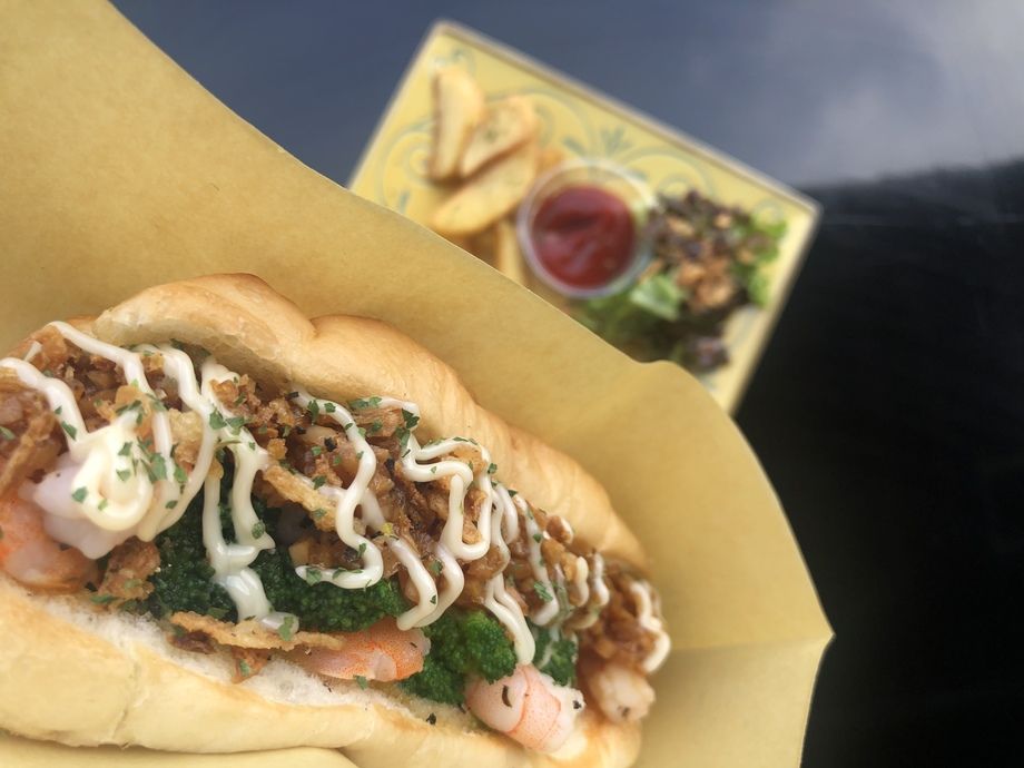 Garlic Shrimp Sandwich ガーリックシュリンプサンド（950(税込)）