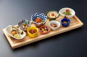 田酔名物お通し　【田酔八寸】