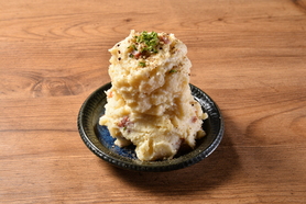 大人のブルーチーズポテサラ