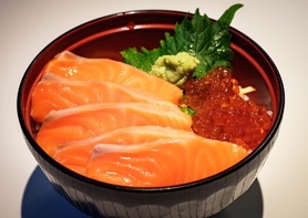 サーモンいくら親子丼