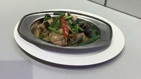 ｟日替わり｠Aセット定食　鶏肉のレモングラス炒め