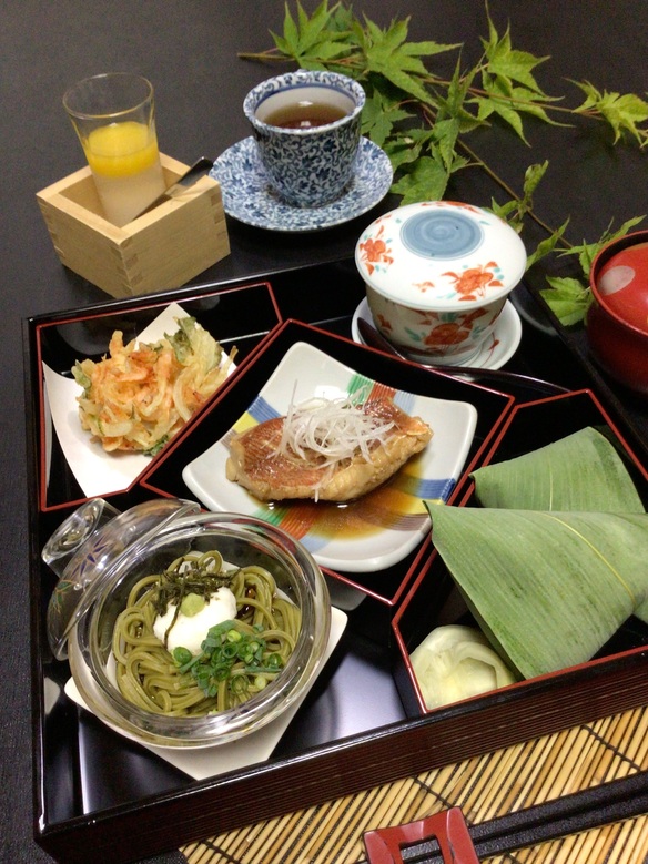 平日限定メニュー　　たつみランチ（花）