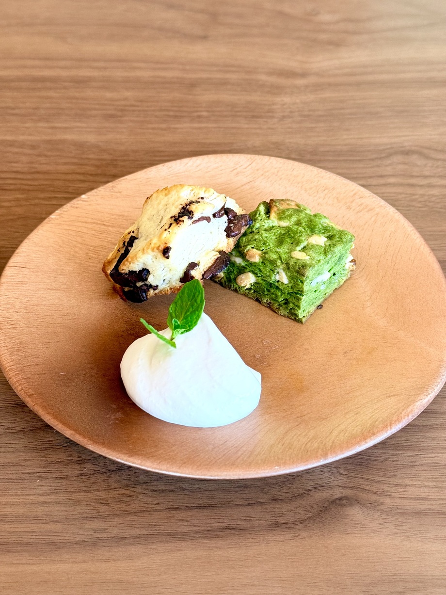 しっとりスコーン (チョコチャンクor抹茶)