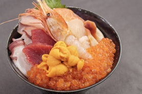 豪華極まりない‼️ 旬の特選海鮮丼
