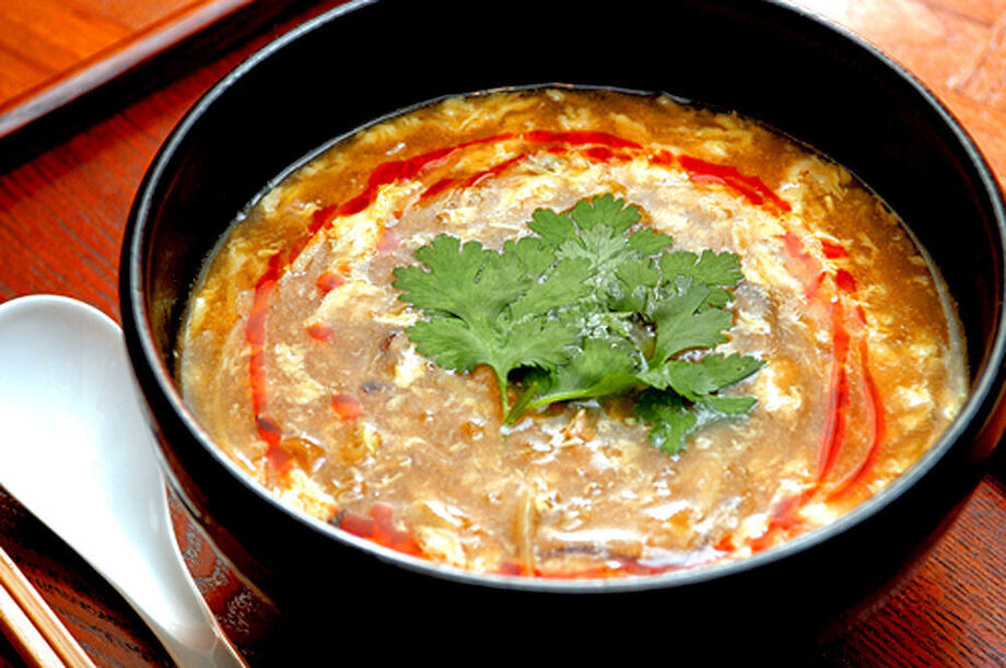 酸っぱ辛さが癖になる酸辣湯麺（1280）