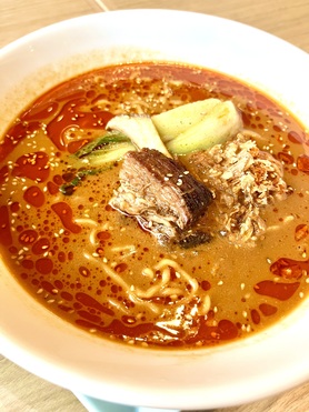 濃厚胡麻香る担々麺