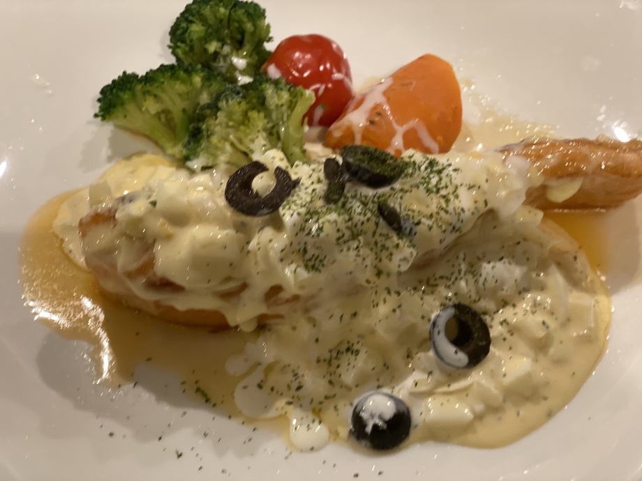 ◎グリルドサーモン🐟のフレッシュタルタル添え（1230）