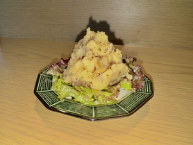 ハンバーガー屋さんのポテサラ