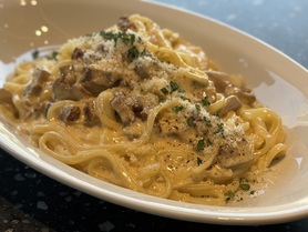 ポルチーニのクリームカルボナーラ