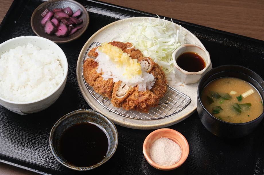 [ランチ]鶏キムカツ膳・鬼おろし塩レモン