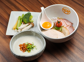 白トリュフ香るふわわ塩つけ麺＋野菜