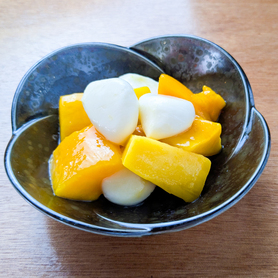 ジューシーマンゴーのカプレーゼ