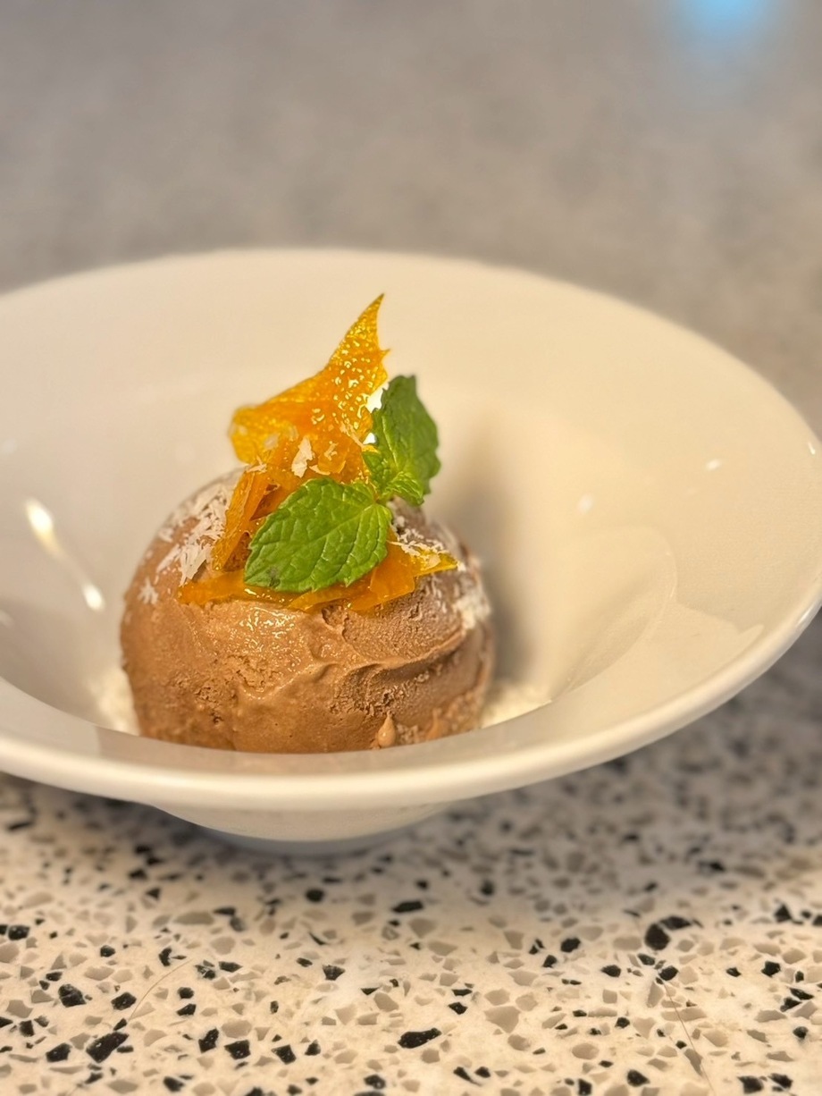 オレンジピールとココナッツのチョコレートアイス