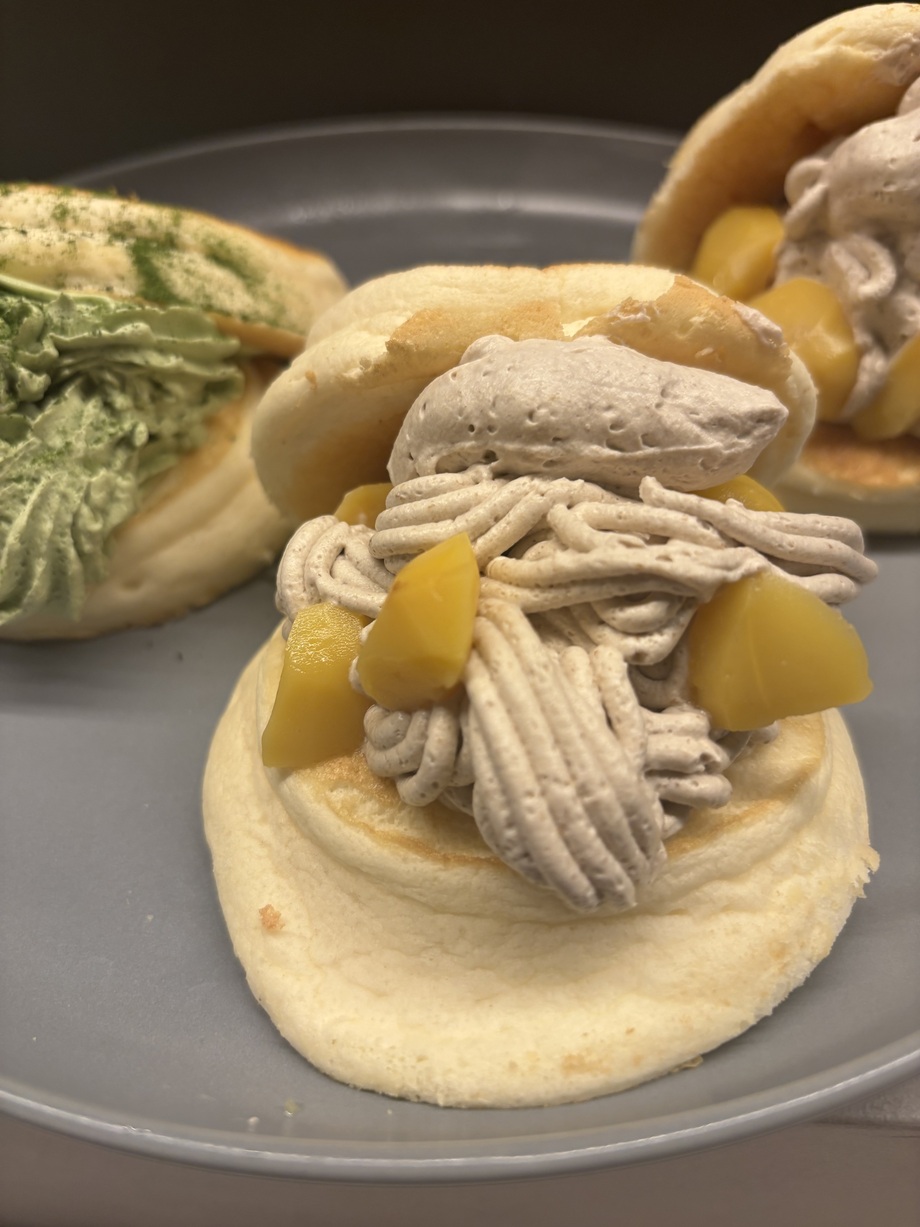 季節限定ふわふわマロンパンケーキ　marron🌰