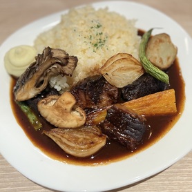 [9食限定！]とろける和牛の赤ワイン煮込みビーフシチュー