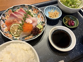 ⭐︎本日のお刺身&あら汁御膳