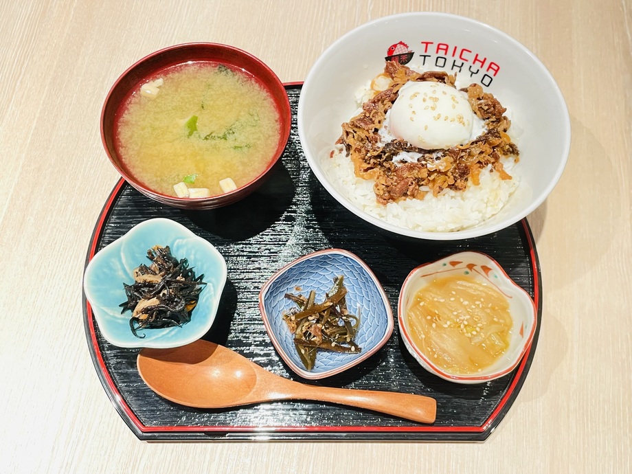 牛肉のしぐれ煮丼《新商品大特価》