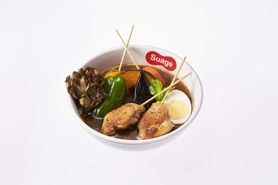 パリパリ桜姫鶏と7種の野菜カレー