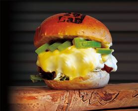アボカドチーズバーガー「Avocado Cheese burger」