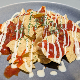 肉味噌ナチョス