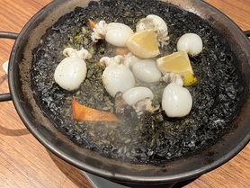 イカスミのパエリャ　Lサイズ