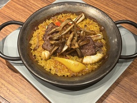 穴子のパエリャ　Mサイズ