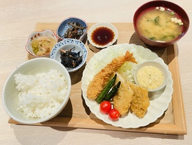 ✨new✨ミックスフライ定食