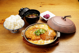 カツとじ定食
