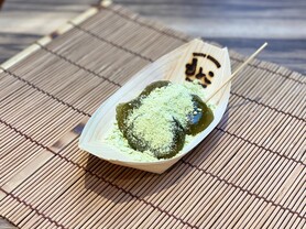 抹茶わらび餅4玉（イートインのみ）