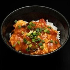 ミニトマト玉子丼