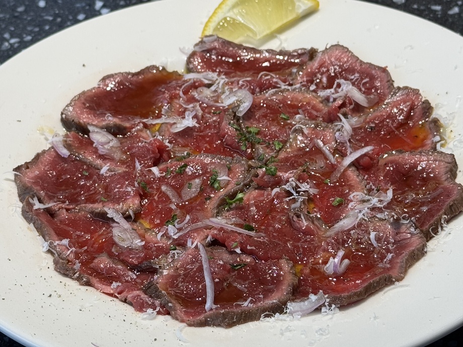 和牛のカルパッチョ仕立て