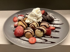 NEW冬ショコストロベリーケーキ⛄️🍓