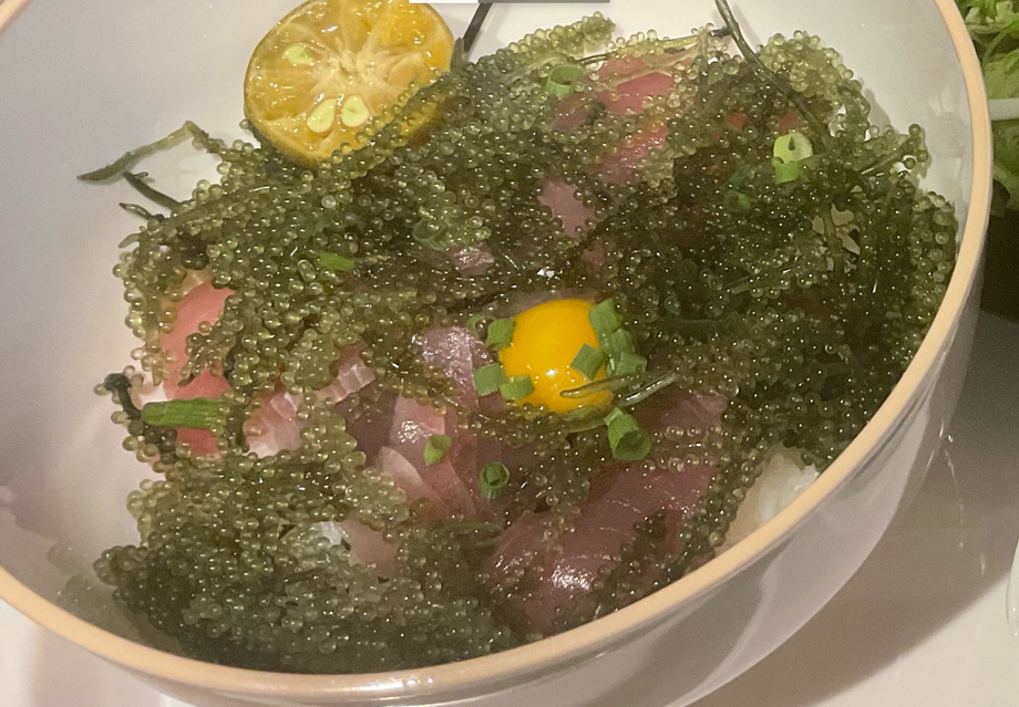 美ら海マグロ海ぶどう丼