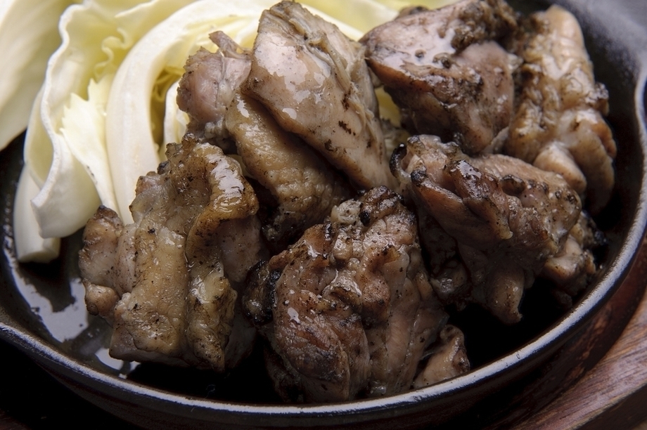 親鶏炭火焼