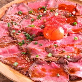 自家製ローストビーフのユッケ風