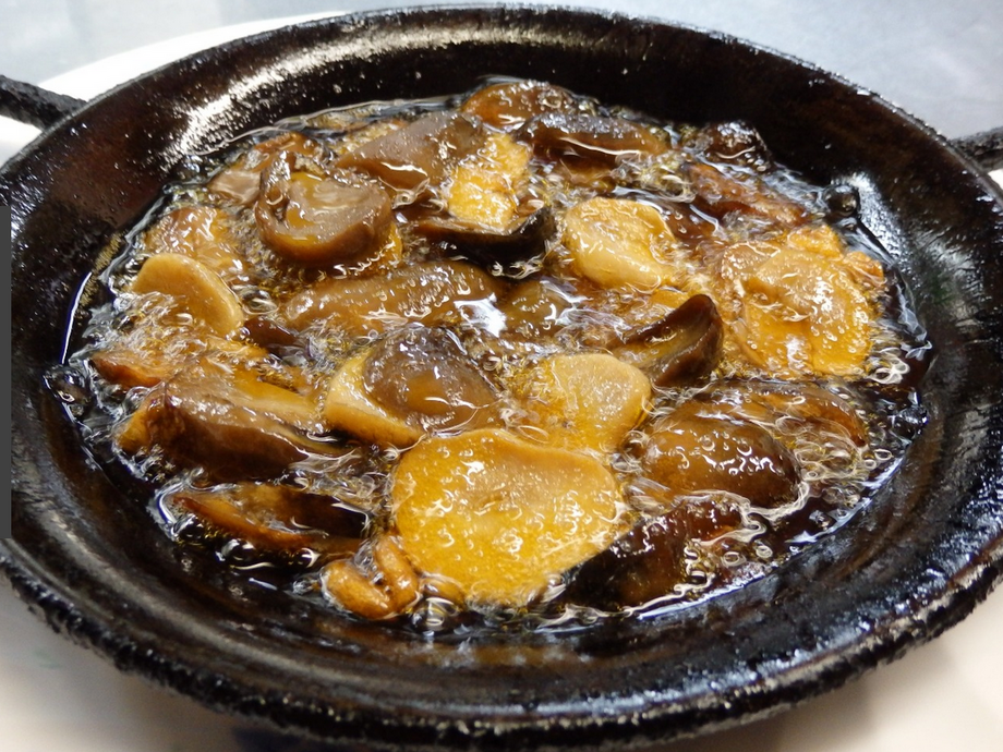 シャンピニオンのオリーブオイル炒め