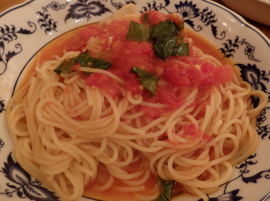 アマトリチャーナ風スパゲティ