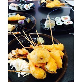 ランチ（大人〜980円+税　　　　子供〜490円+税）