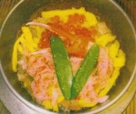 カニ・いくら釜めし